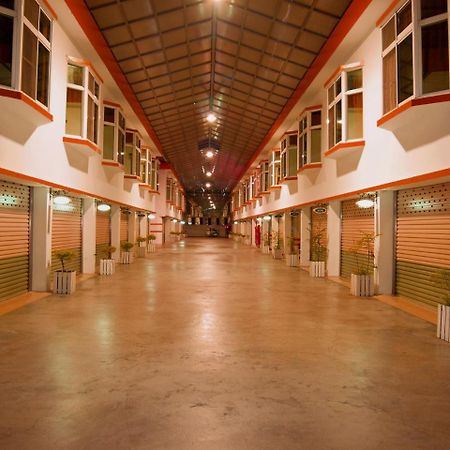 Park Motel Chiayi City Exterior photo