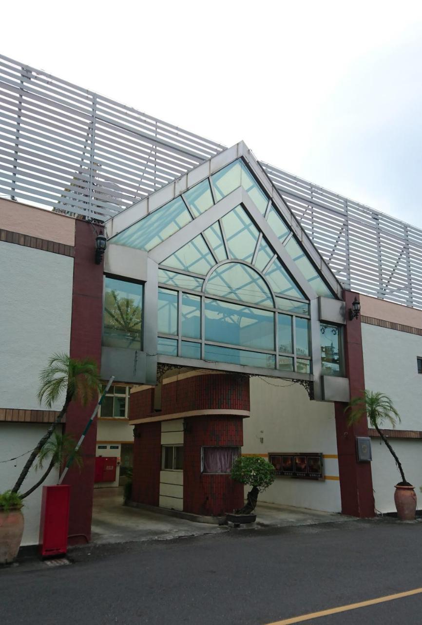 Park Motel Chiayi City Exterior photo